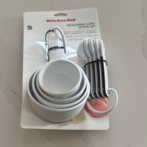 KitchenAid White Measuring Set